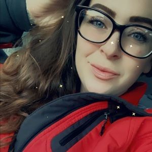 Meet your Posher, Teresa